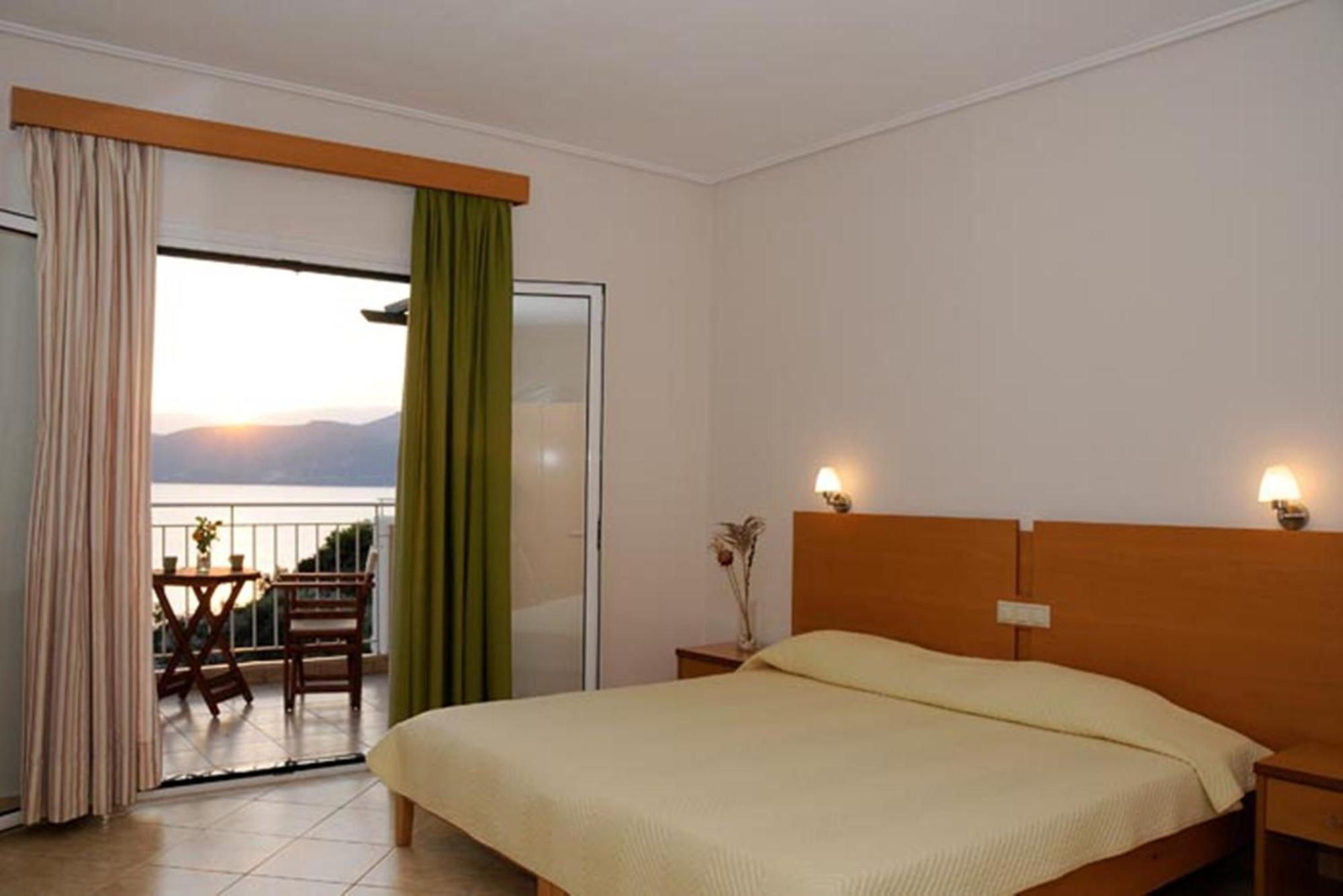 Emilios Villas Apartment Palairos